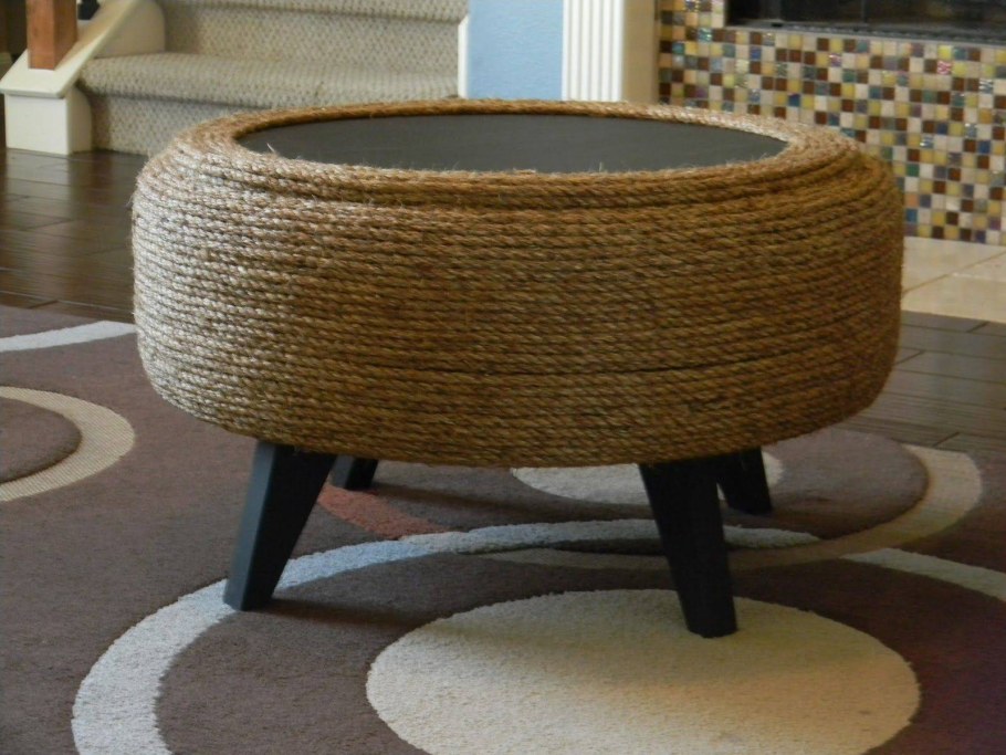 Беседка из шин