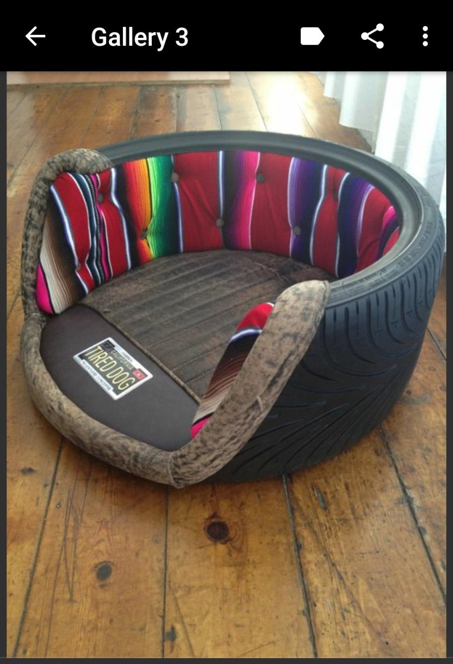 Пуф из шин в саду