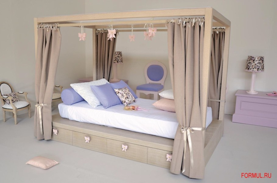 Кровать со шторкой для подростка