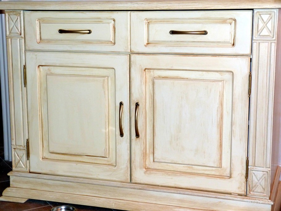 Кухни фисташка с патиной