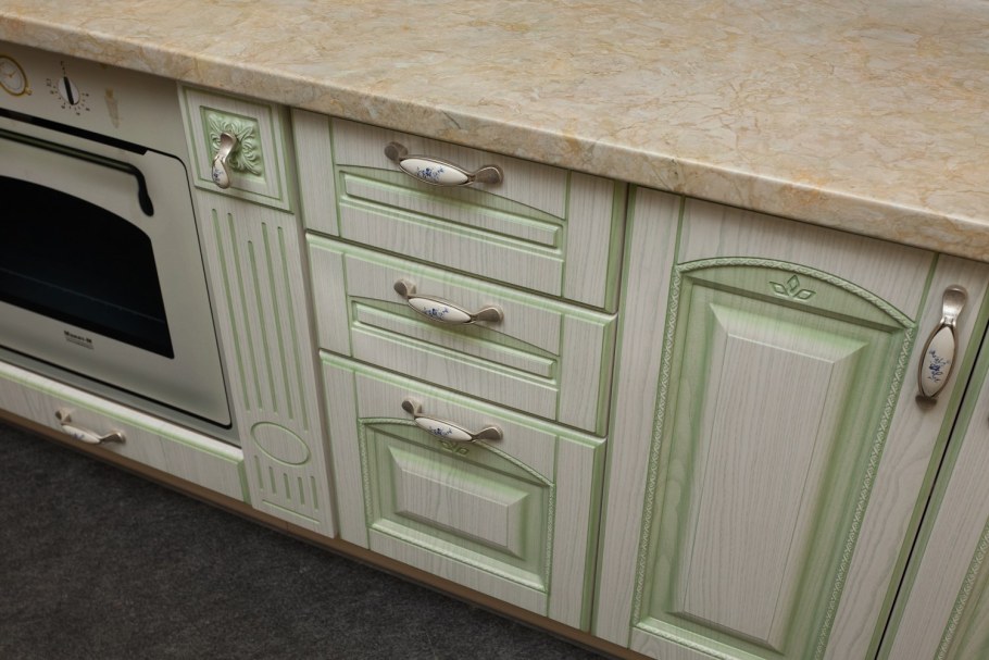 Патина ясень золото кухня