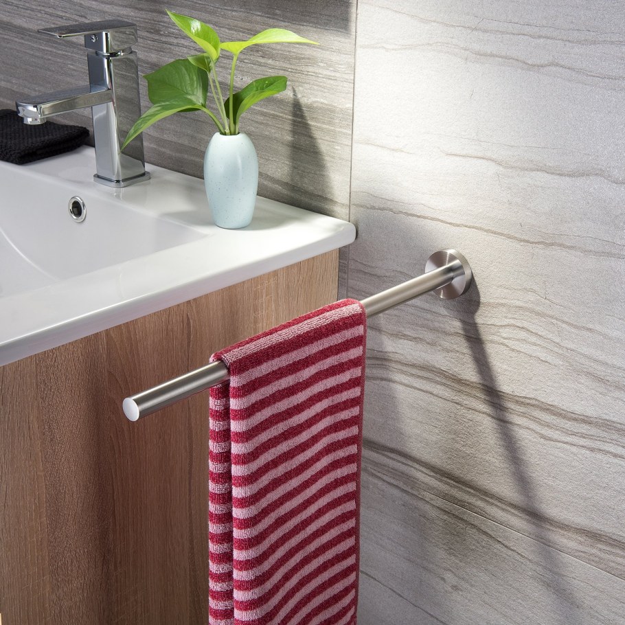 Полка для полотенец в ванную