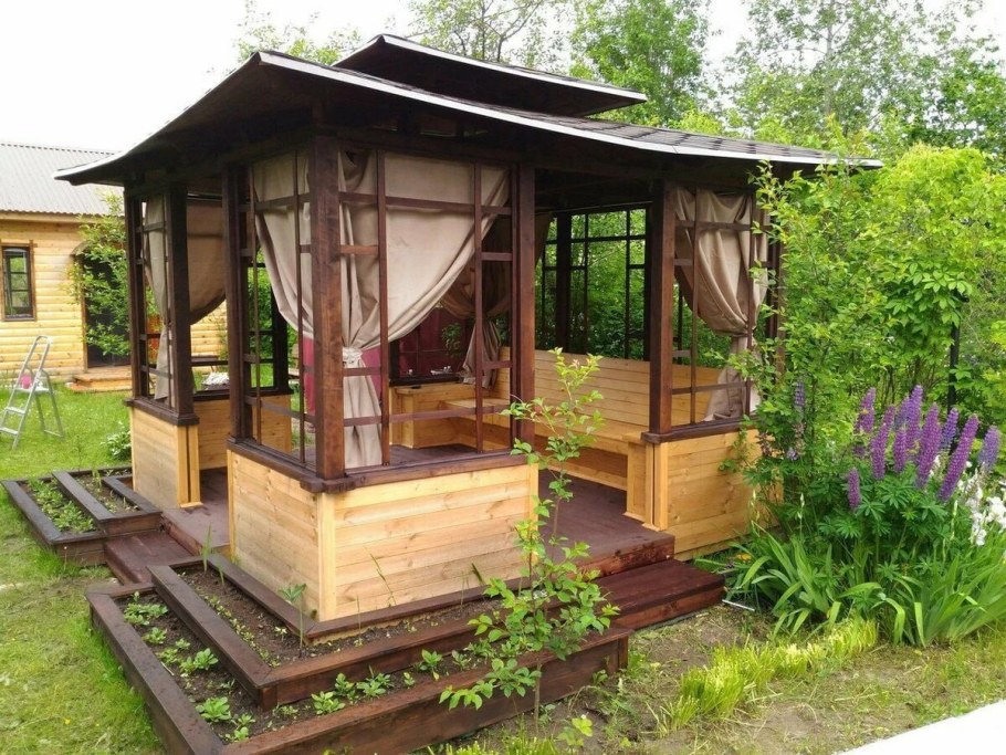 Беседка брусовая Gazebos