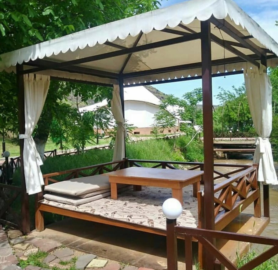 Топчан в средней Азии