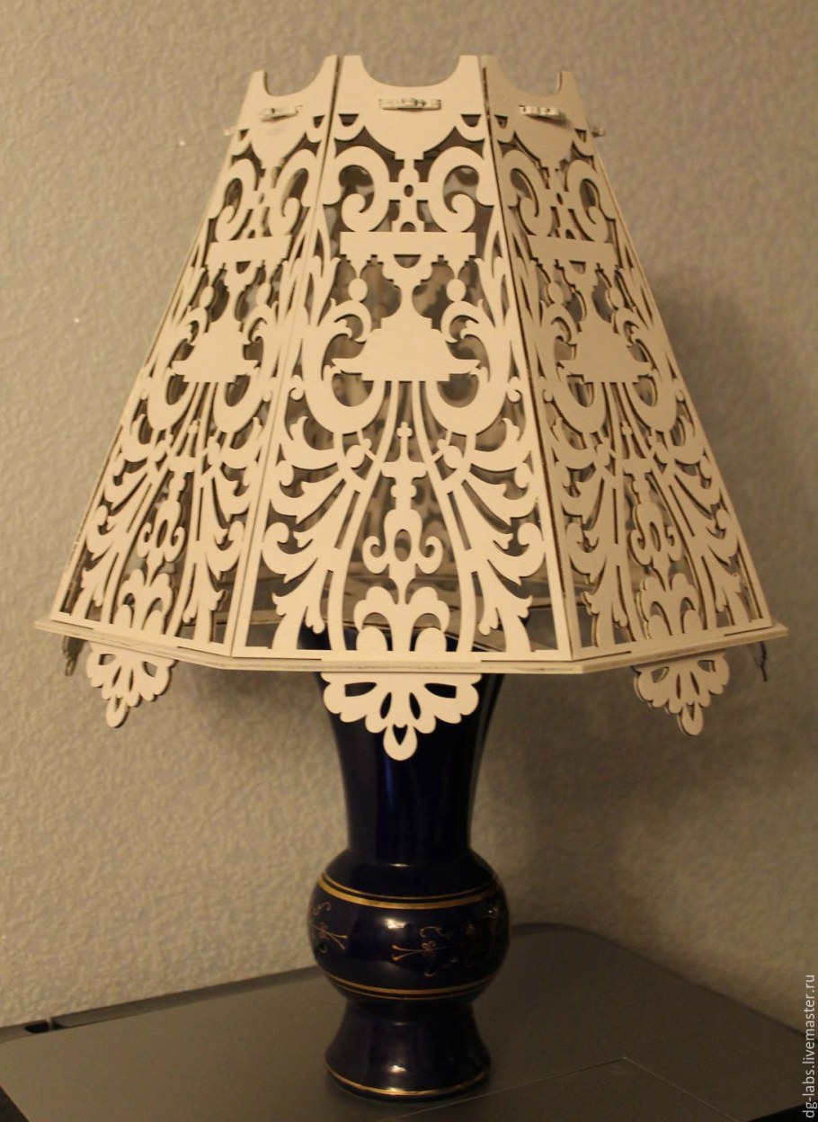 Настольная лампа из фанеры