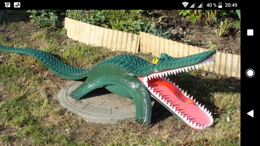 Самоделки из покрышек для дачи