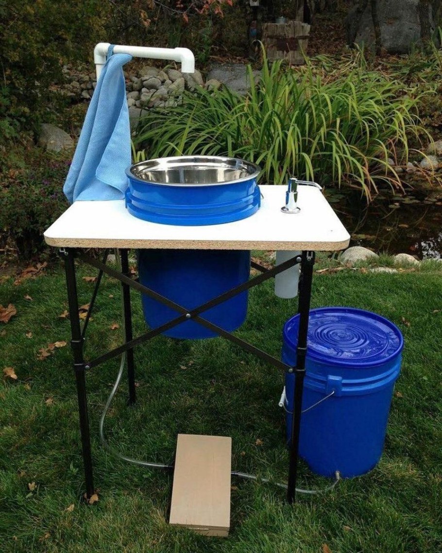 Уличный умывальник