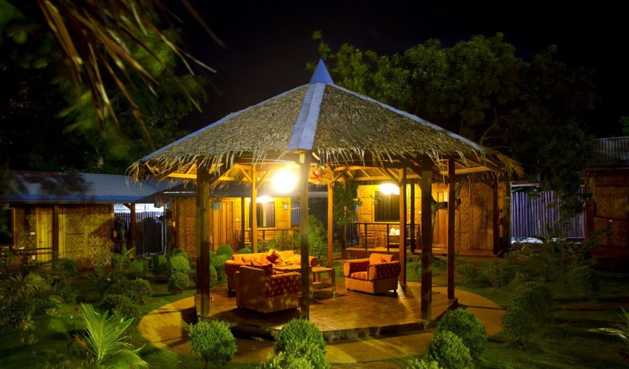 Подсветка беседок пергол