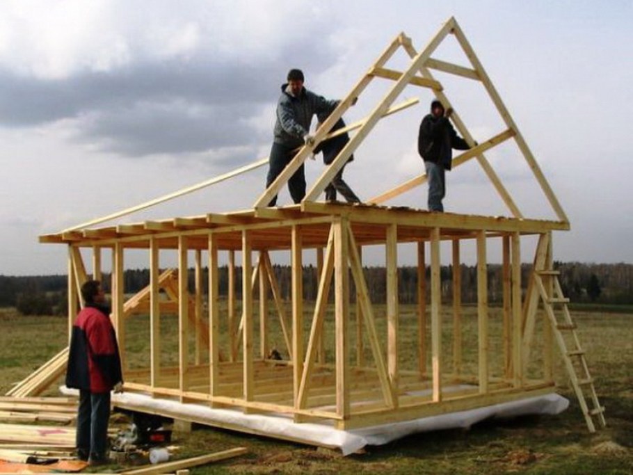 Деревянный каркас дачного домика