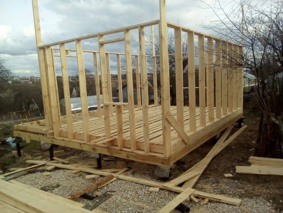 Каркас дачного домика