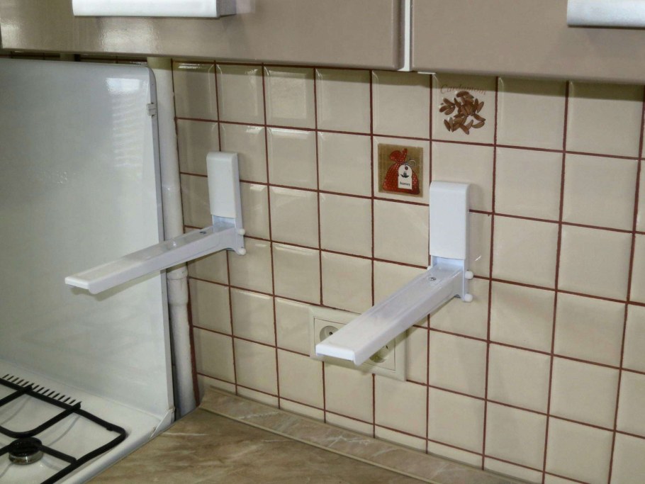 Кронштейн для микроволновки