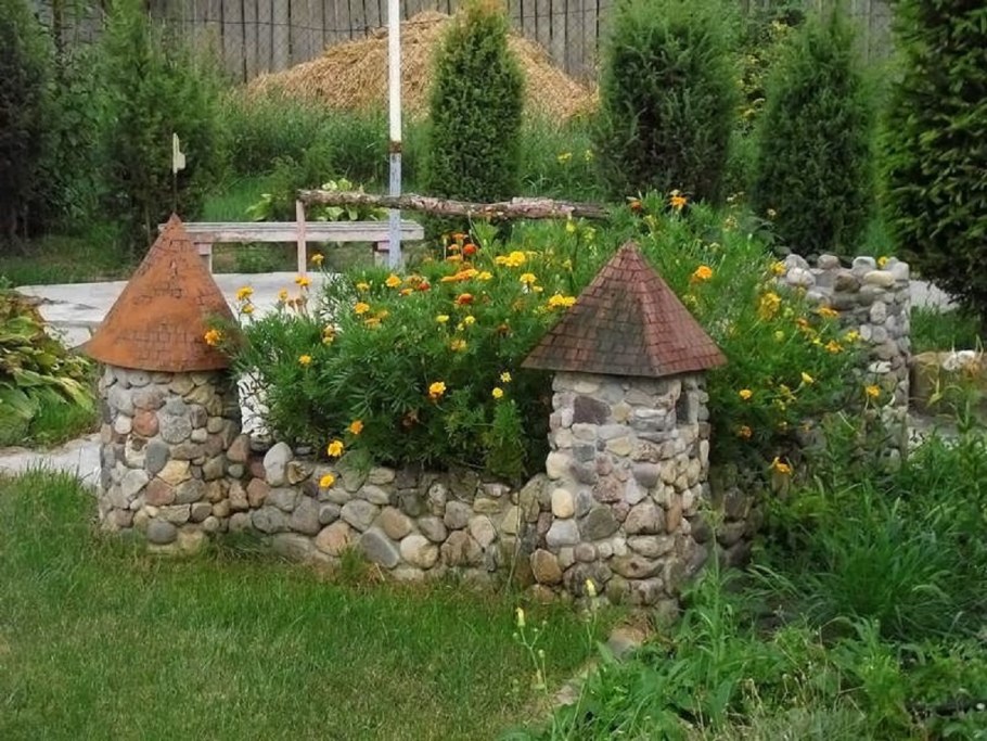 Клумбы из гальки