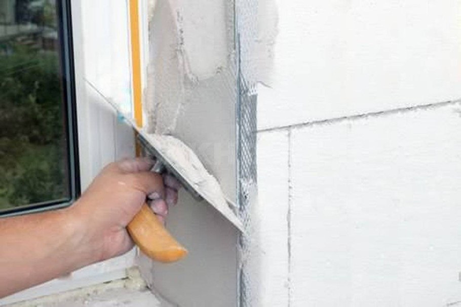 Профиль угловой Кнауф ПВХ перфорированный с сеткой 2500 мм