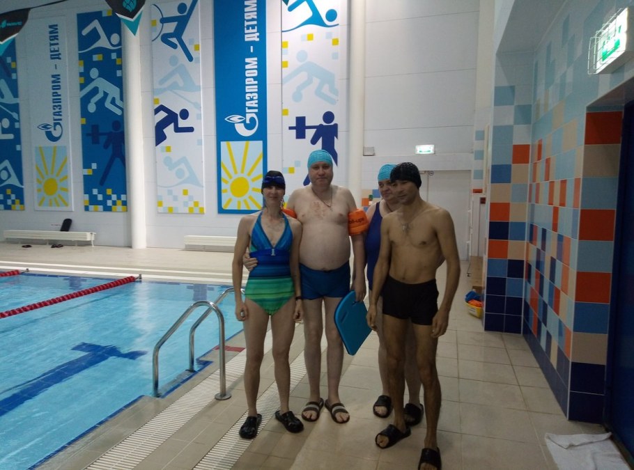 Большой бассейн на участке