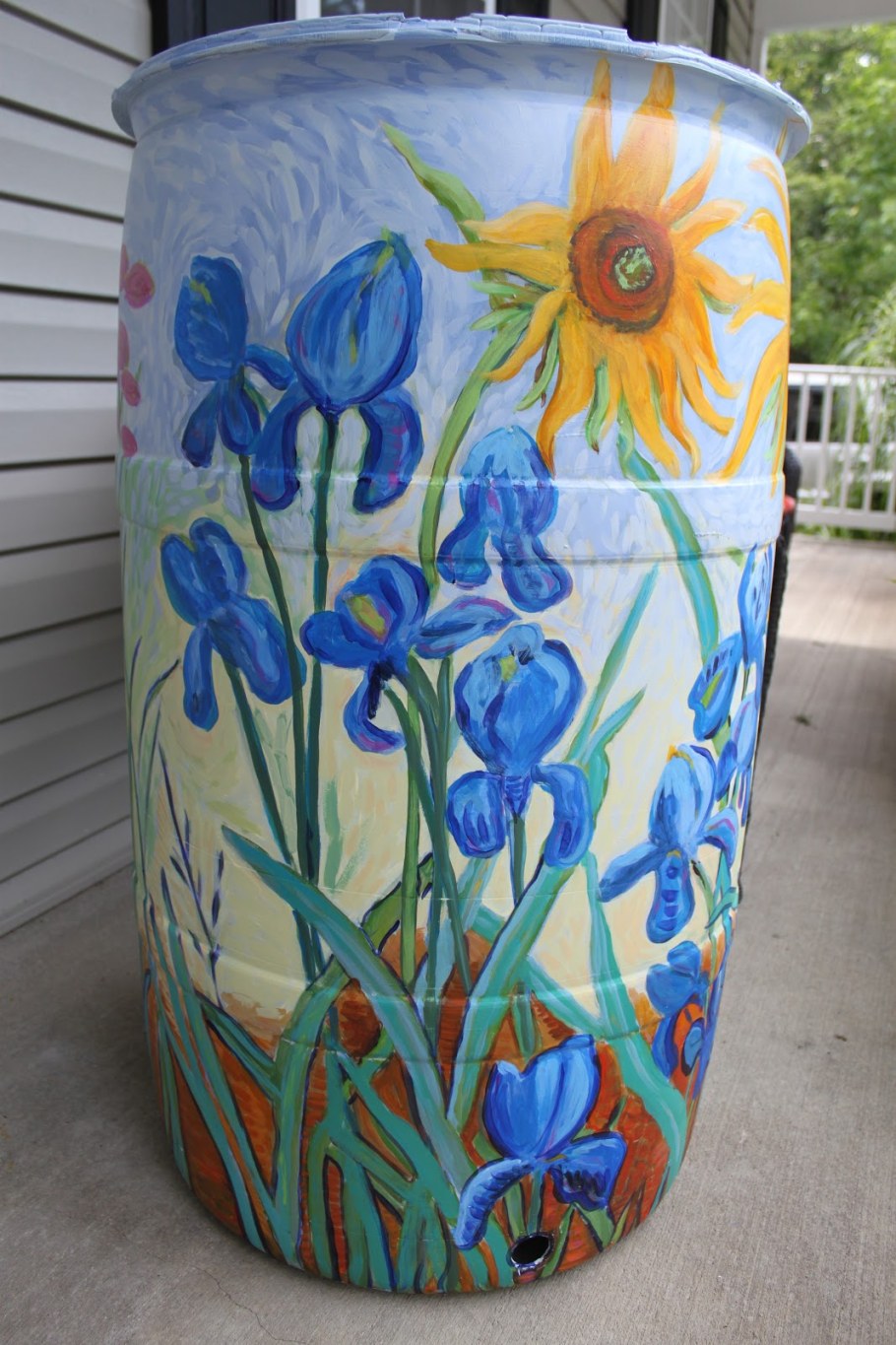 Декор бочек на даче