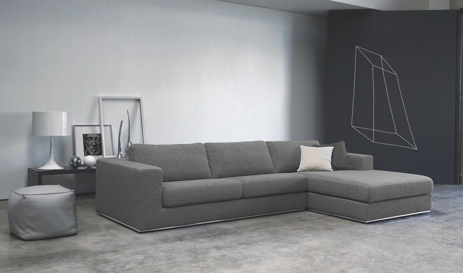 Угловой диван в зал реальные