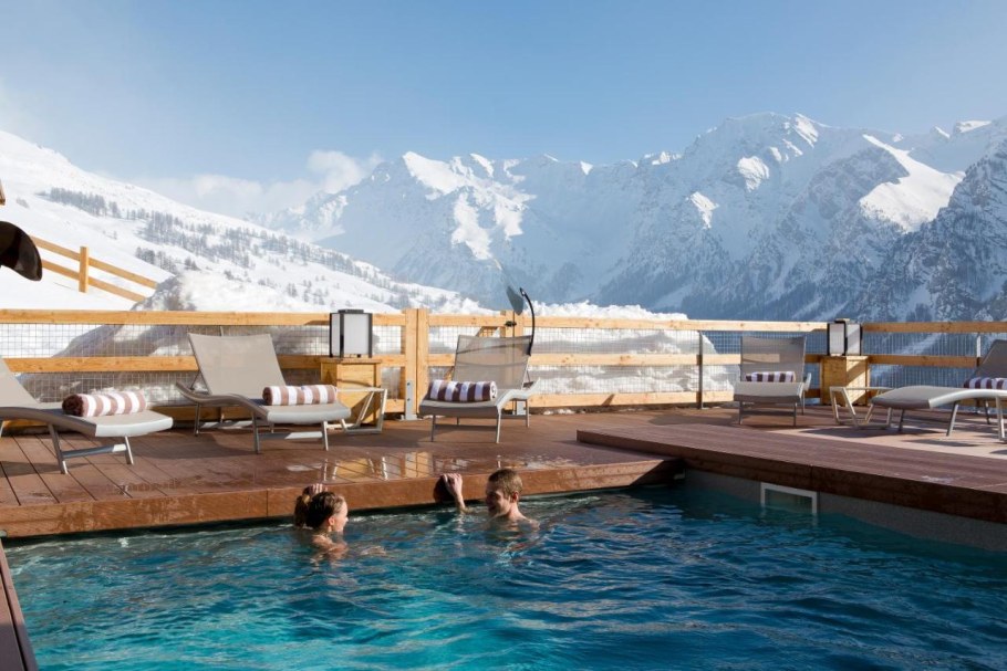 Красная Поляна открытый бассейн с подогревом Газпром