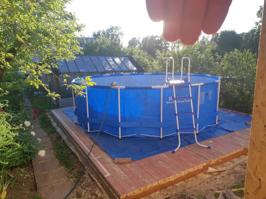 Подиум для каркасного бассейна