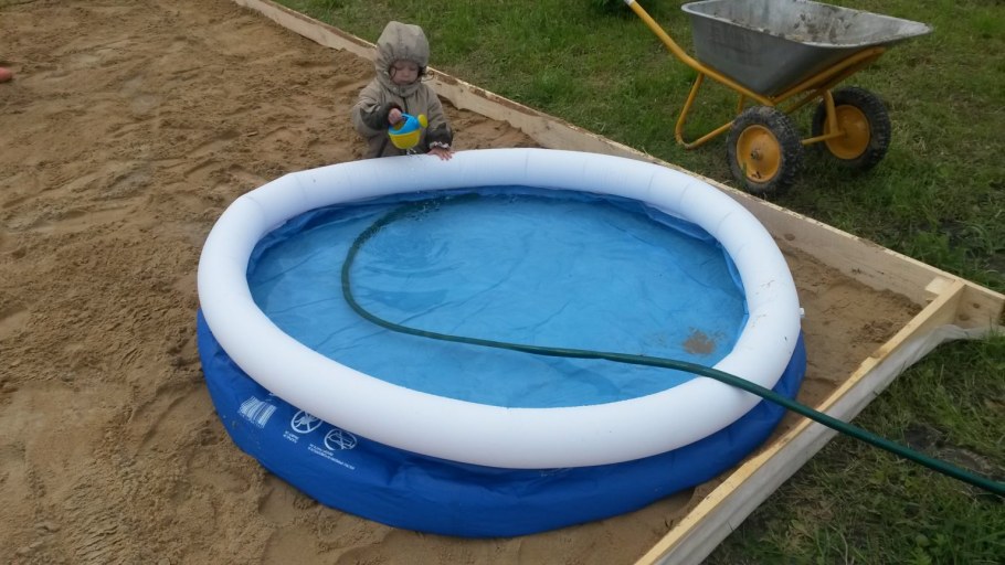 Бассейн на косогоре