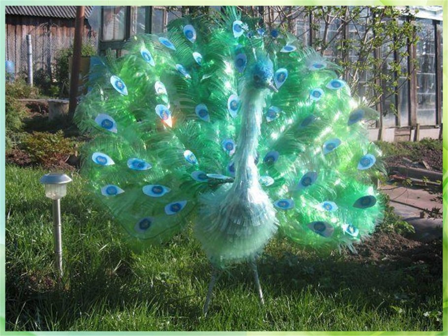 Украшения для сада из бутылок