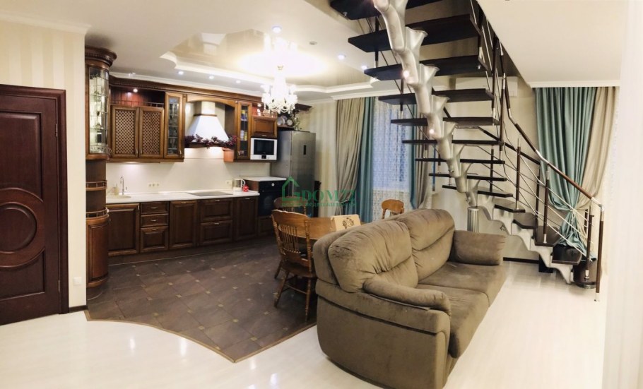 Двухуровневая квартира студия 30 кв2