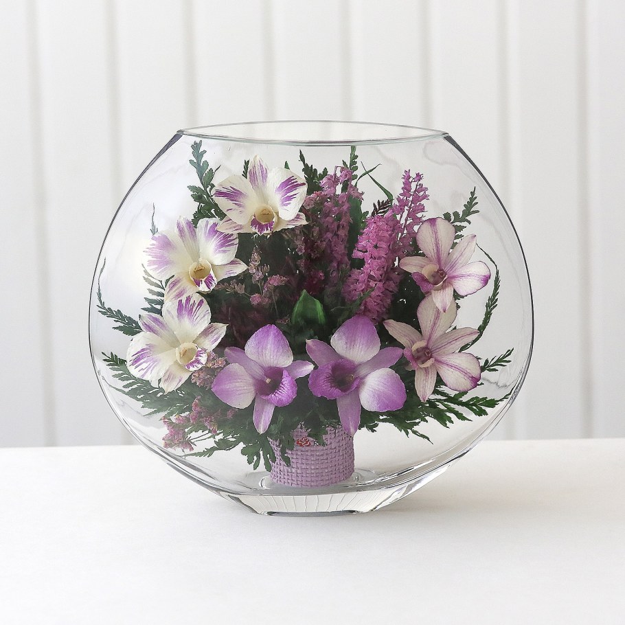 Композиция из искусственной магнолии