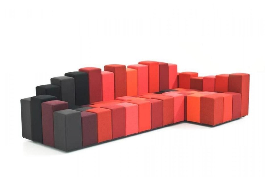 Диван из кубиков