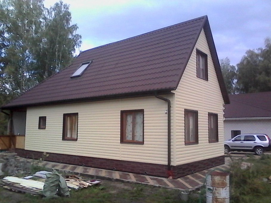 Домик обшитый сайдингом