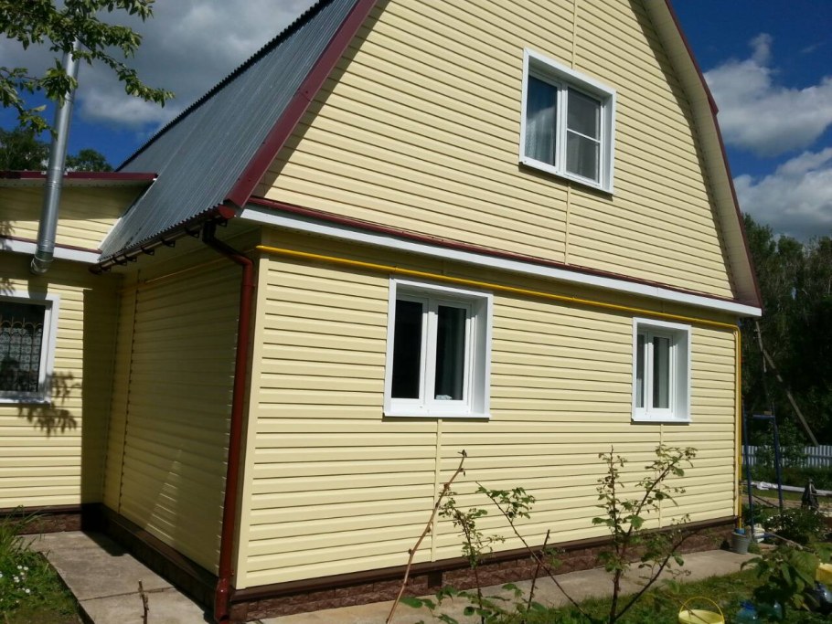 Обшивка домов сайдингом