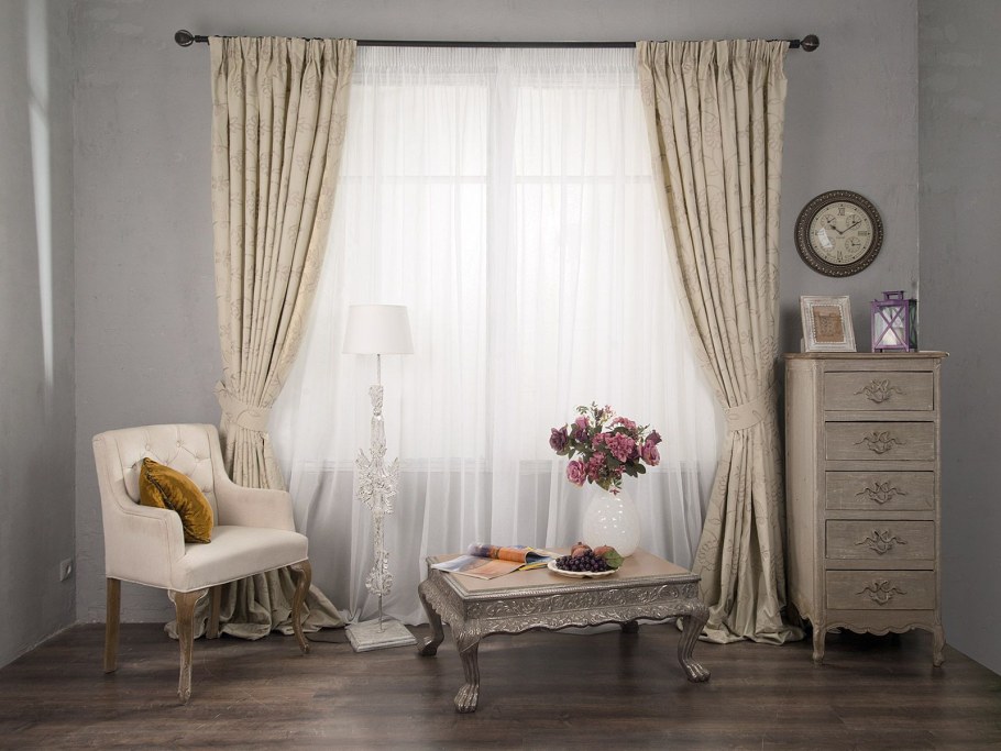Тюль в спальню