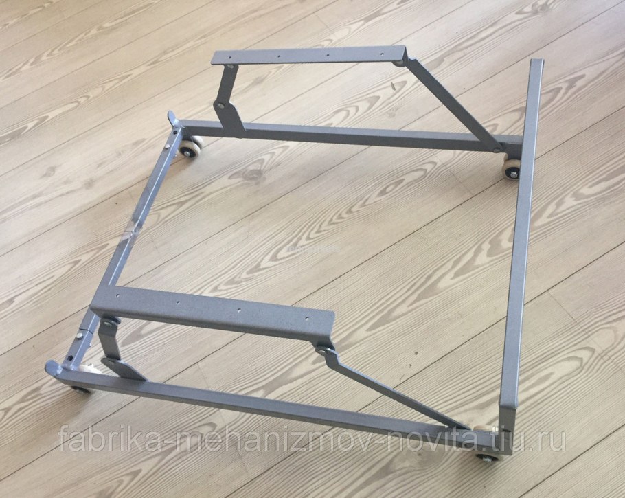 Механизм раскладывания дивана Пума