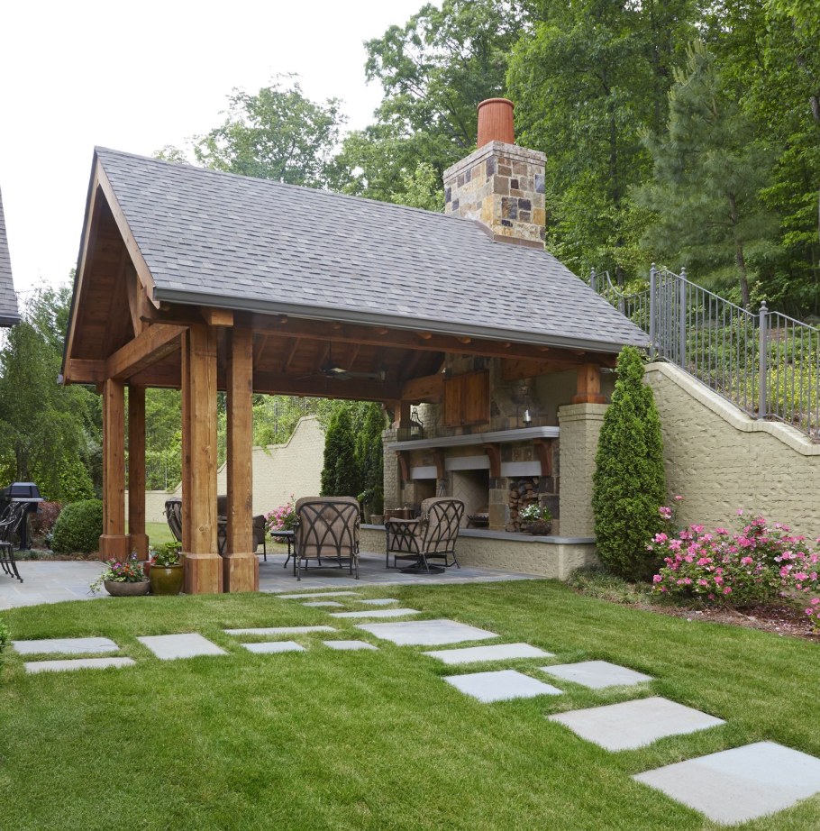 Пергола патио с мангалом