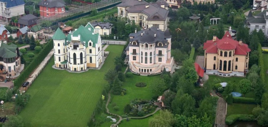 Дом Путина в Москве на Рублевке