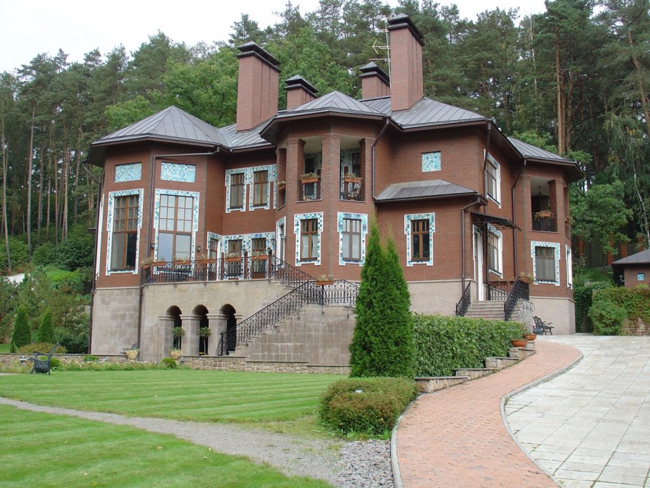 Загородный дом Саши белого Рублевка