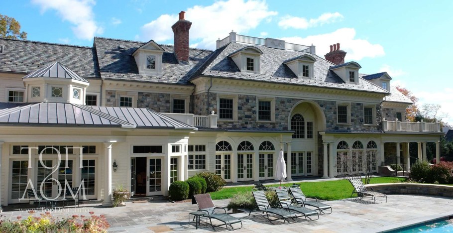 Большой особняк на Рублевке