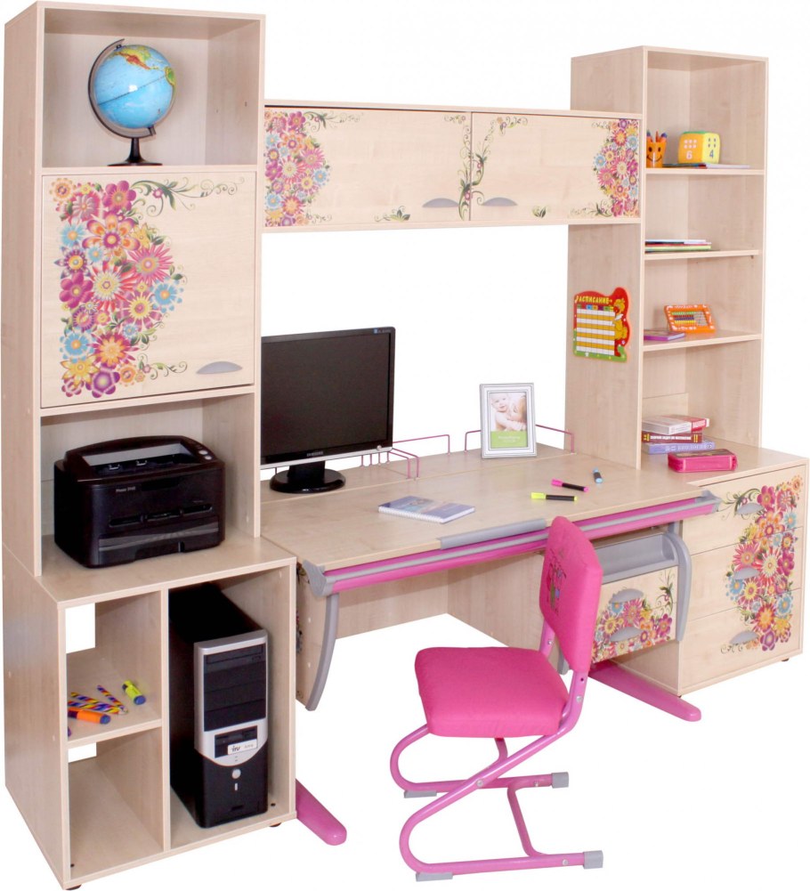 Компьютерный стол для девочки с полками