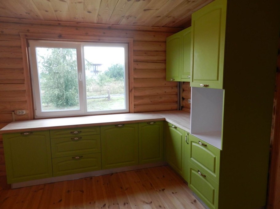 Недорогая кухня на дачу