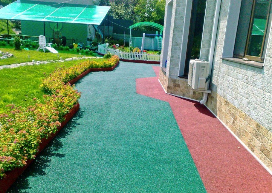 Резиновые дорожки для дачи