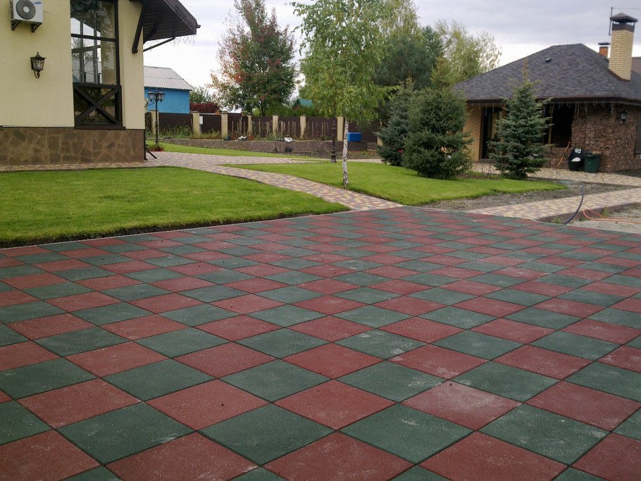 Резиновая плитка