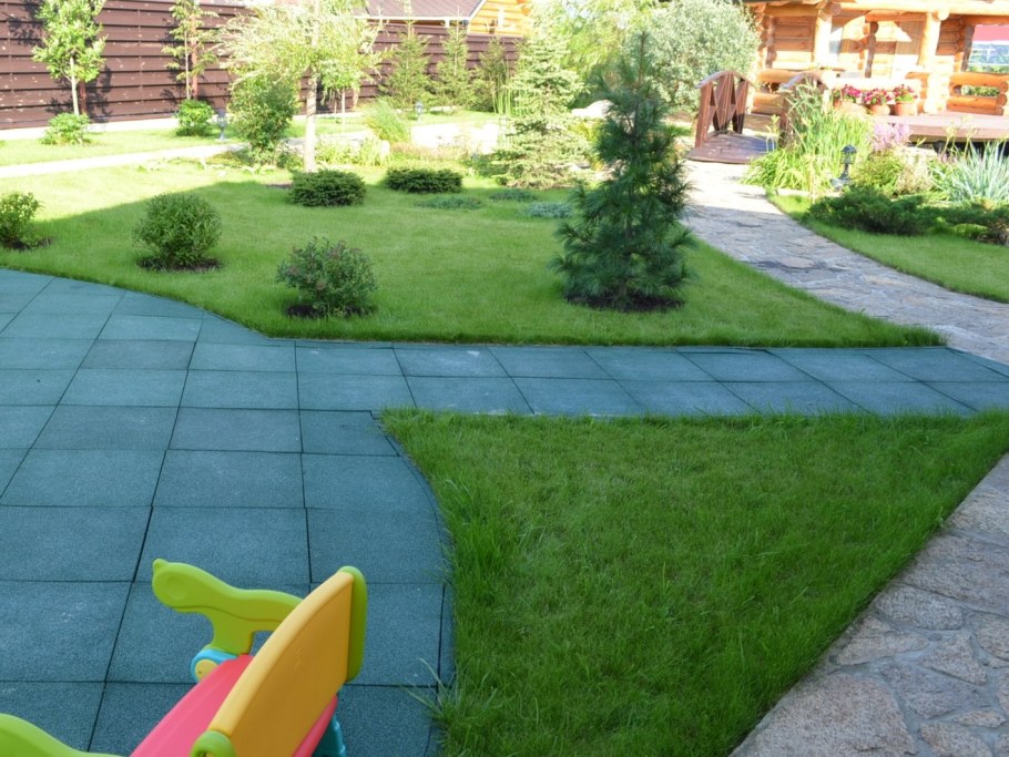 Резиновая плитка для дорожек