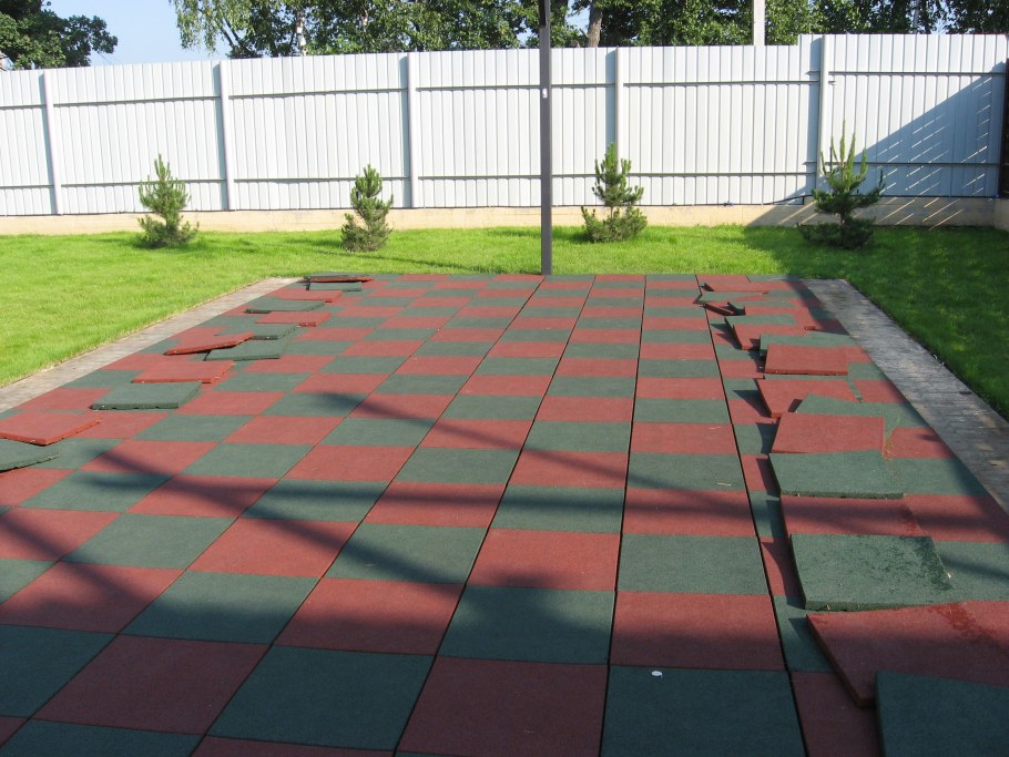 Плитка тротуарная 500х500х50 резиновая