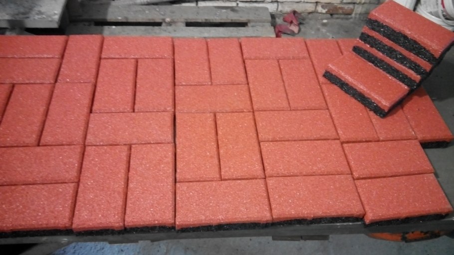 Резиновая плитка брусчатка