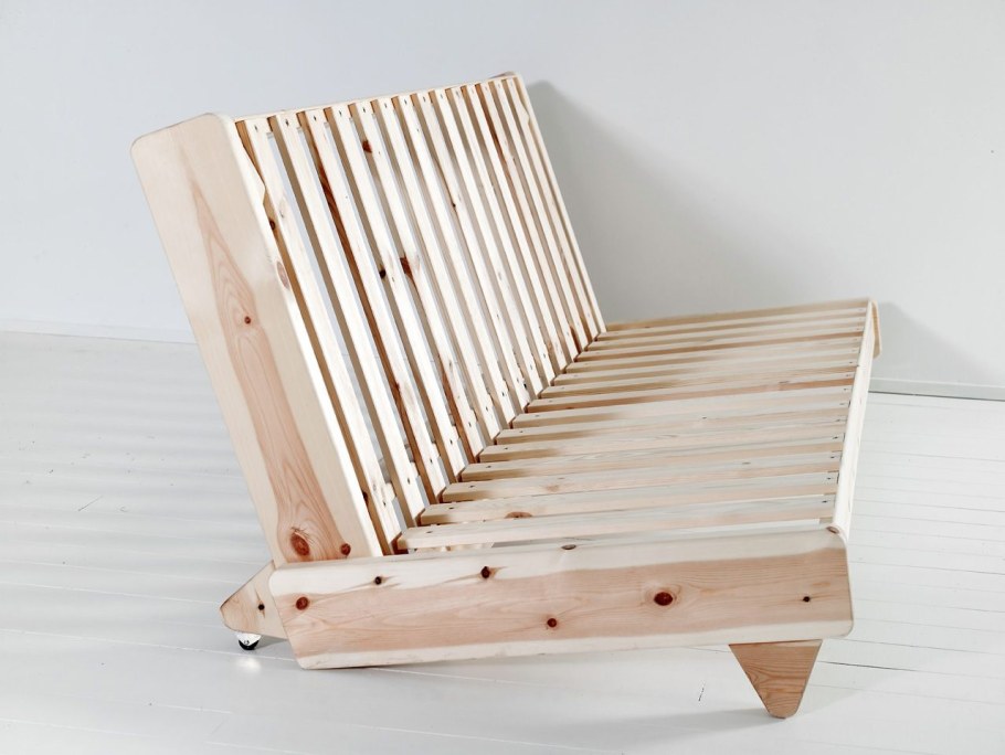 Кресло из реек