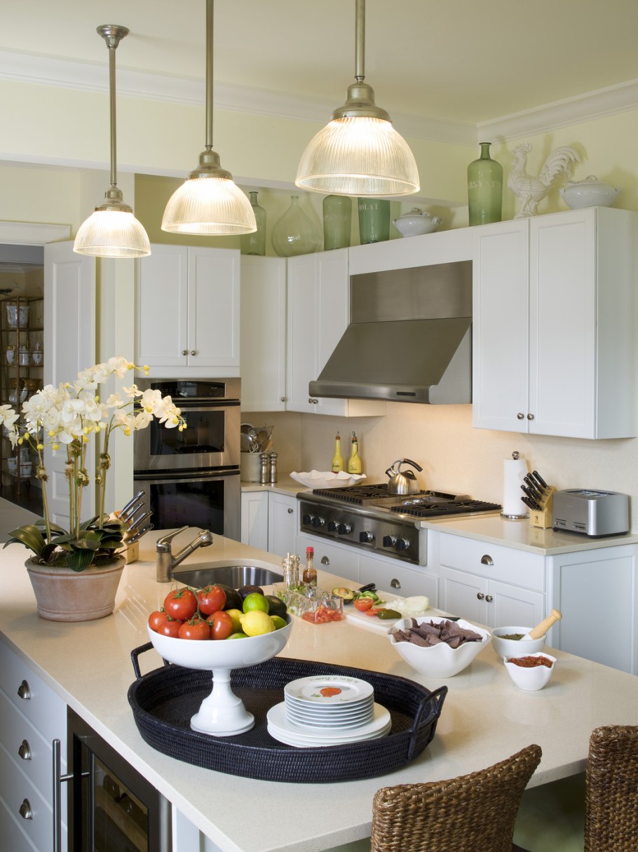 Хоум стейджинг кухонный стол