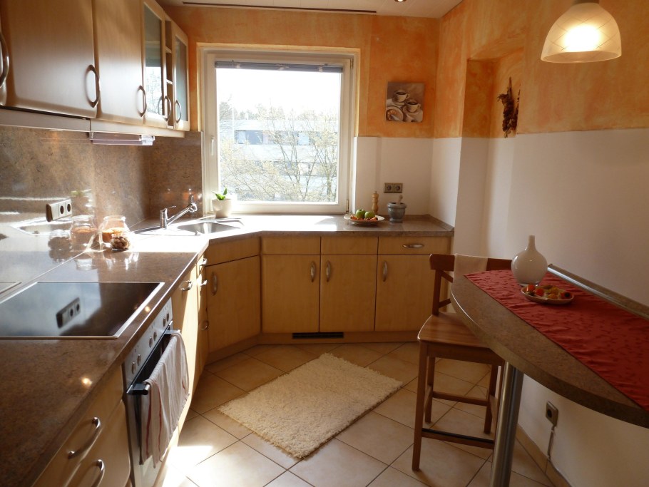 Хоумстейджинг кухни багет