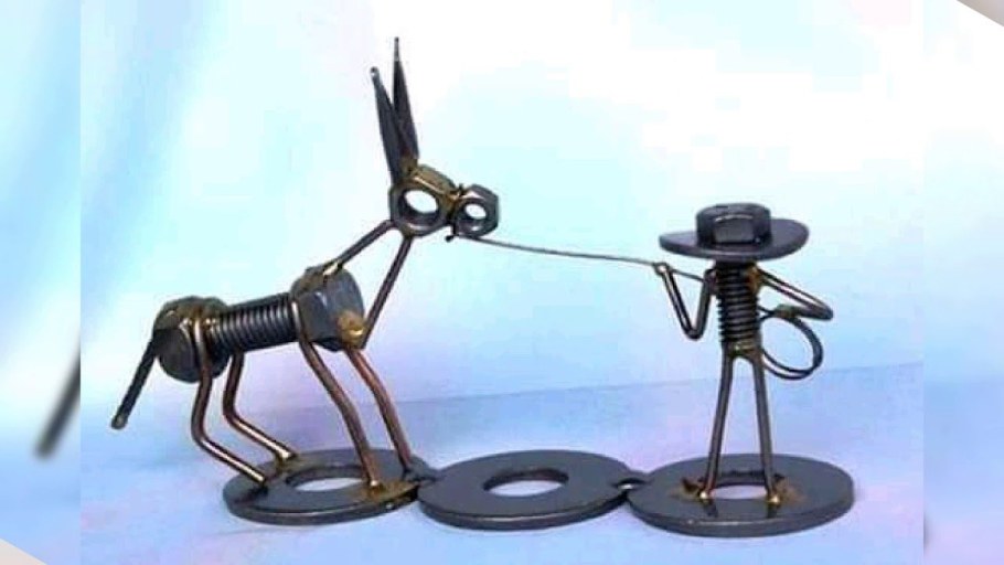 Простые фигуры из металлолома