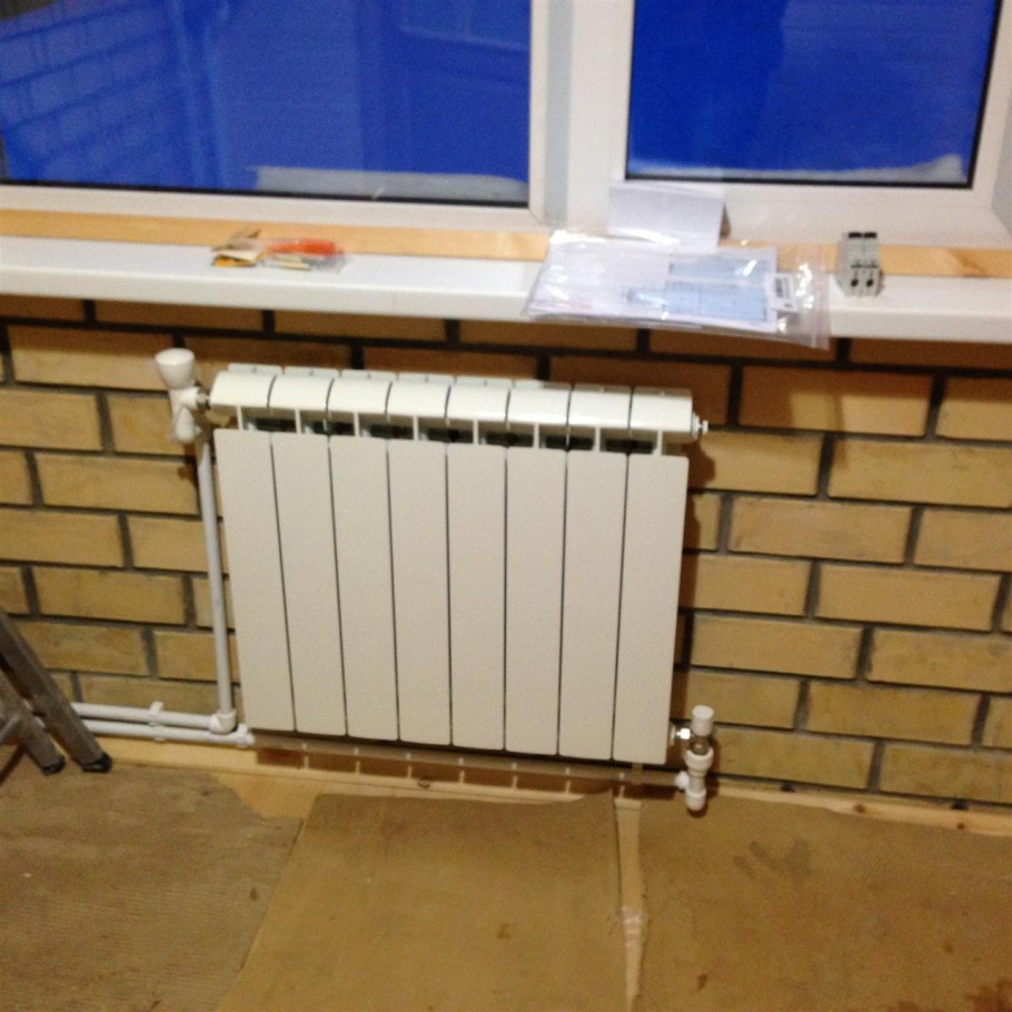 Монтаж батарей отопления