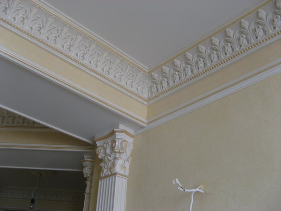 Гипсовые лепки карнизы