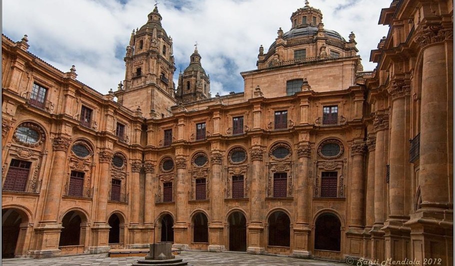 Западный фасад собора Сантьяго де Компостела