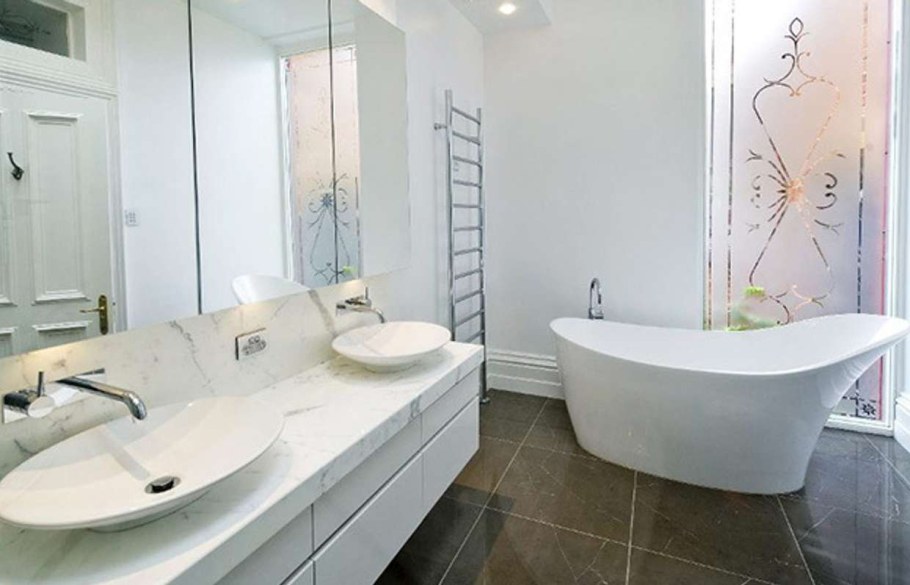 Варианты отделки ванной